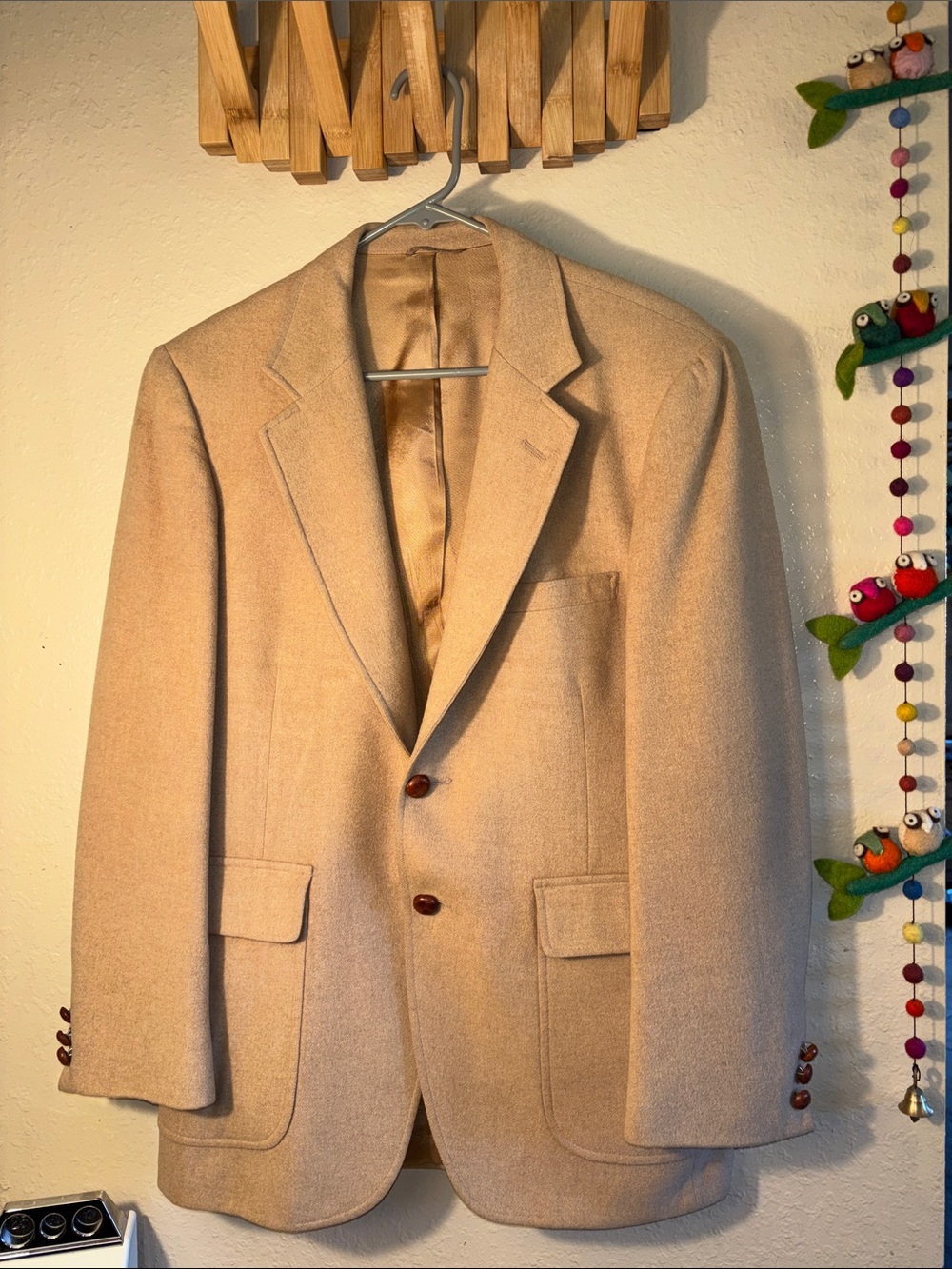EUC VINTAGE The Highlander camel hair? Blazer sport coat with leather textured